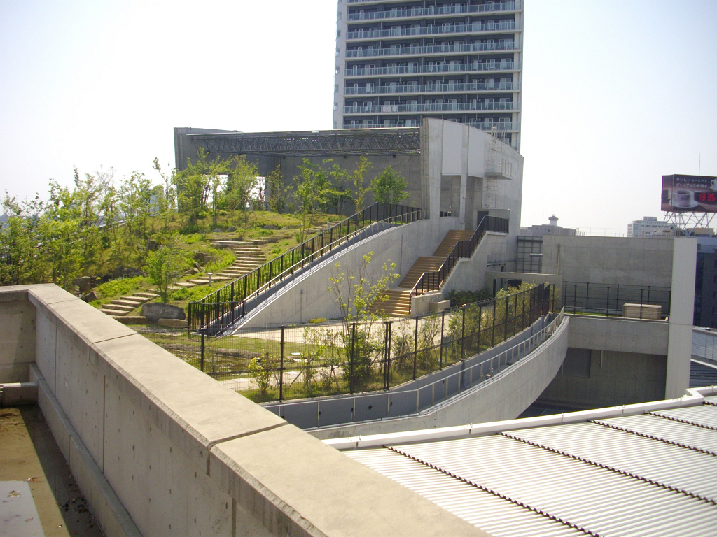 中央環状新宿線大橋換気所 