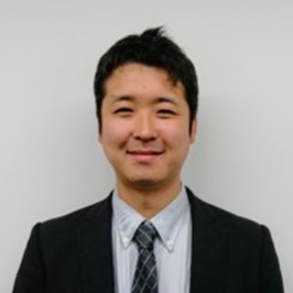 永岩 圭介